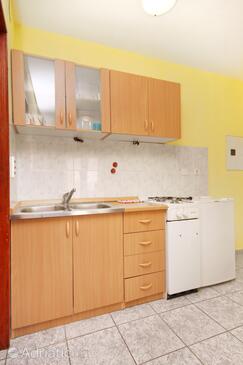 Appartements avec parking Rastici, Ciovo - 6863