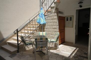 Apartamentos com terraço Baška Voda, Dalmácia Central
