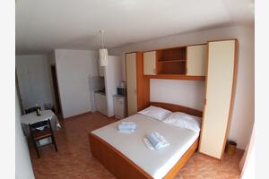 Studio flat Baška Voda Studio flat Baška Voda, Makarska (AS-6872-a)