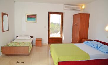 Apartments with parking space Slatine, Čiovo - 6891