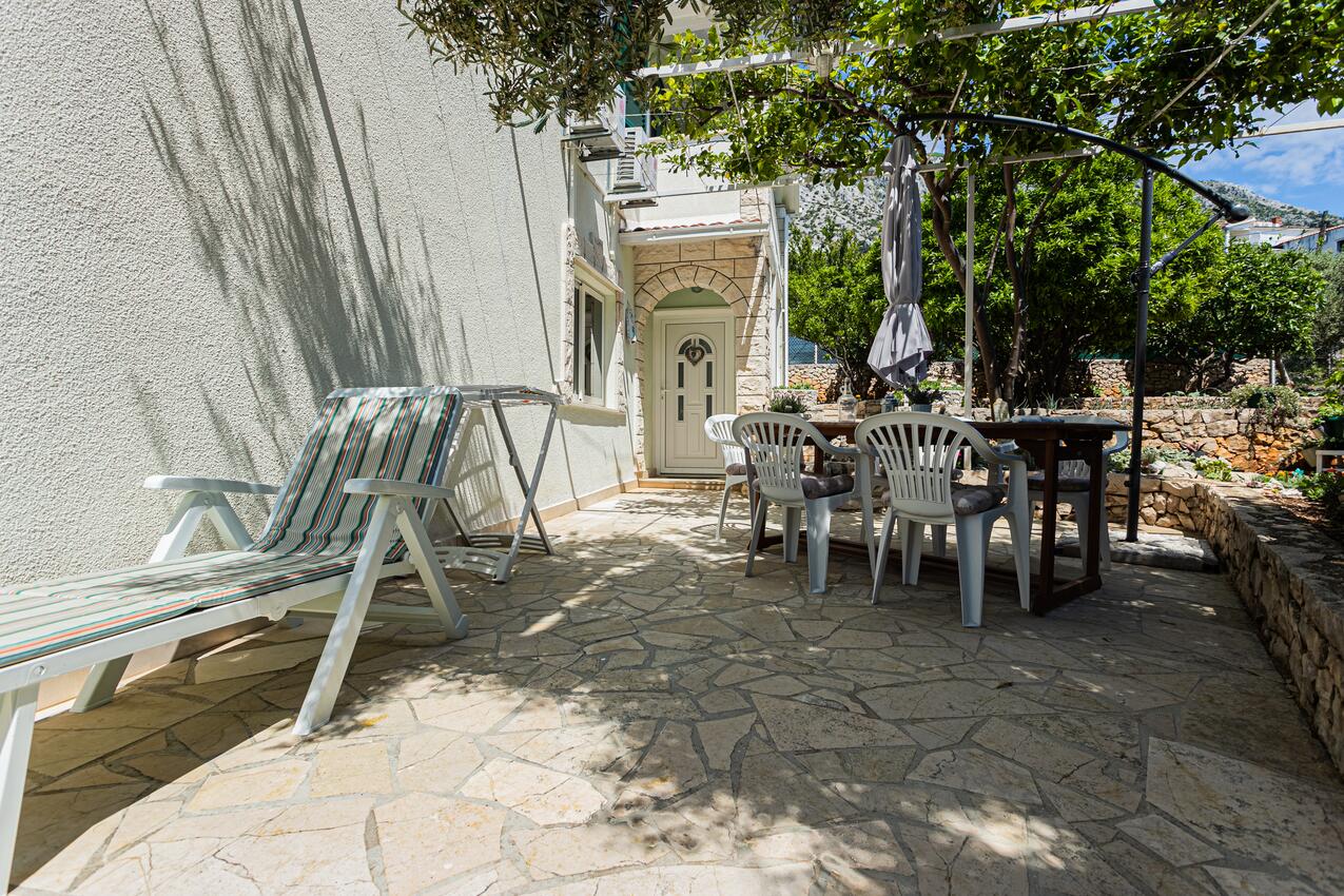 A-6899-b - Private accommodation - Apartments by the sea Živogošće - Porat, Makarska