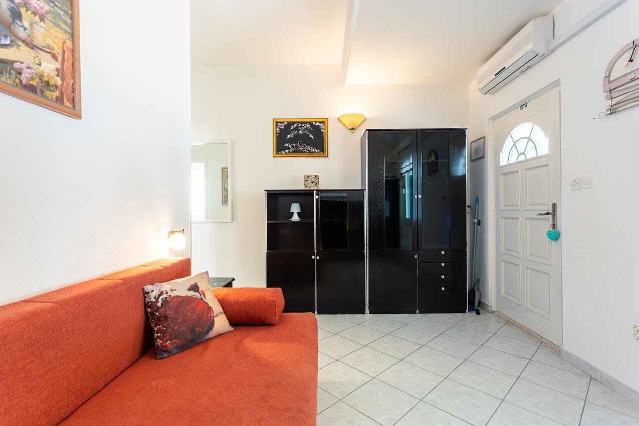 A-6899-c - Private accommodation - Apartments by the sea Živogošće - Porat, Makarska
