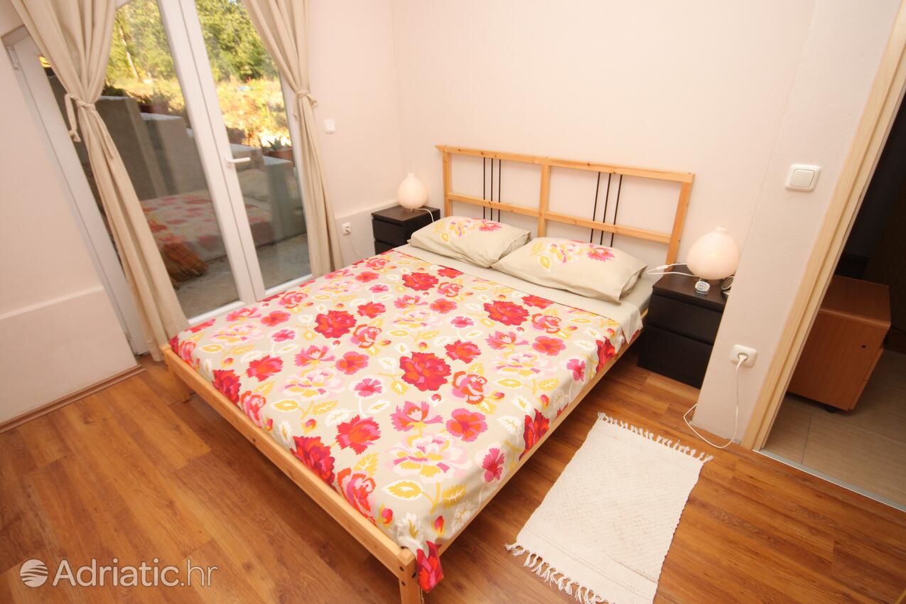 Apartments by the sea Funtana, Poreč - 6905