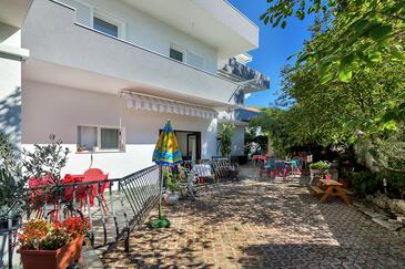 Apartments with parking space Makarska - 6909 Adriatic.hr