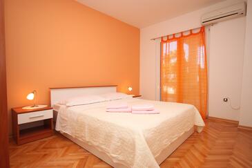 Jednosobni apartman Podgora, Makarska (A-6911-a)