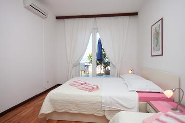 Jednosobni apartman Podgora, Makarska (A-6911-c)