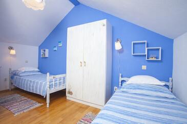 Haus mit Parkplatz für Familien Gornji Tucepi - Podpec, Makarska - 6915