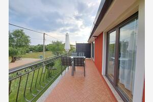 Appartamento di due stanze Fiorini, Novigrad (A-6926-d)