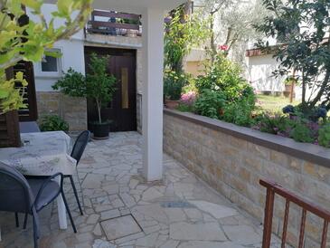 Apartmaji s parkingom Dajla, Novigrad - 6935