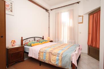 Apartments with terrace Vrsar, Istria