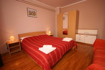 Apartments with terrace Vrsar, Istria