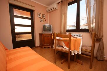 Apartments with terrace Vrsar, Istria