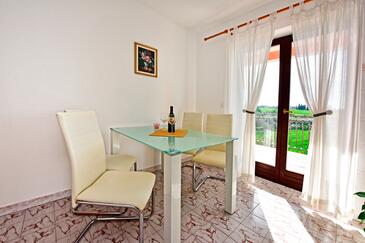 Apartments and rooms with a swimming pool Novigrad - 6951
