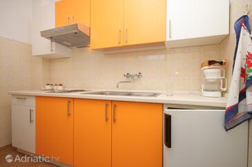 Holiday apartments Umag - 6960