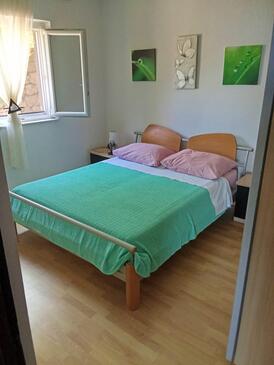 Appartamenti robinsoniani accanto al mare Baia Virak, Lesina - Hvar - 6969