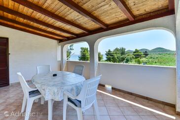 Apartments by the sea Tkon, Pašman - 698