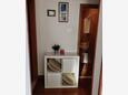 Postira, Hallway in the apartment, air condition available, (pet friendly) and WiFi.