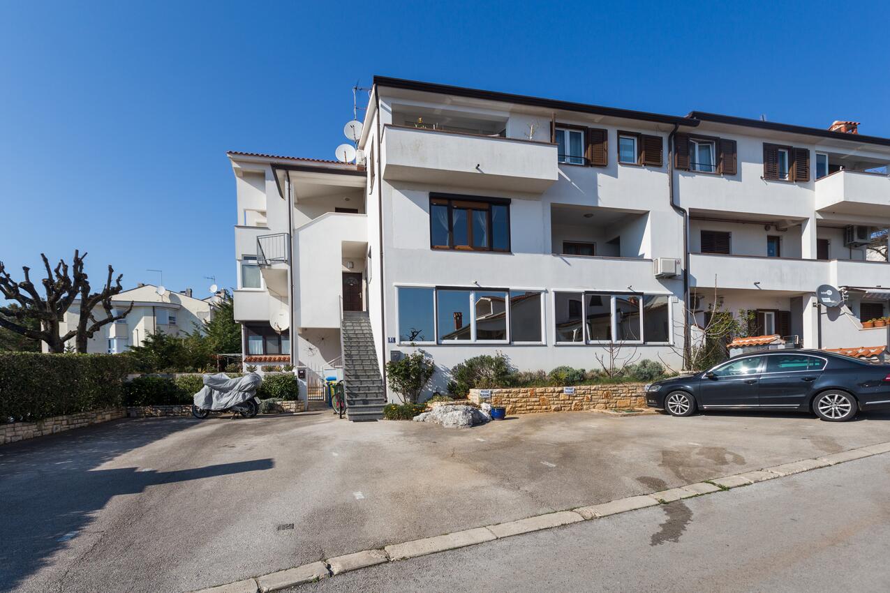 Apartment with terrace Poreč, Istria