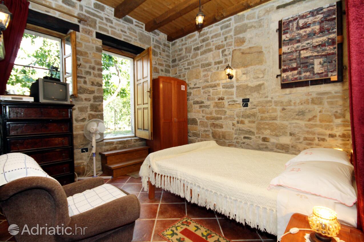 Apartments with WiFi Grožnjan, Central Istria - Središnja Istra - 7038