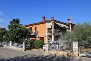 Apartmány s parkovištěm Umag - 7039