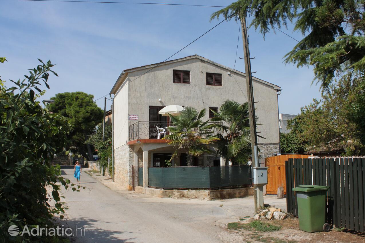 Lägenheter med parkering Funtana, Porec - 7055