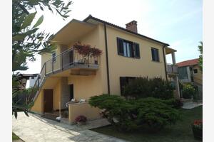 Ferienwohnungen mit Parkplatz Umag - 7057