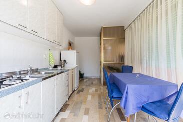Lejlighedens parkeringsplads Umag - 7063