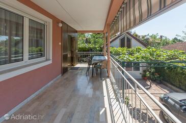 Apartments with parking space Umag - 7063