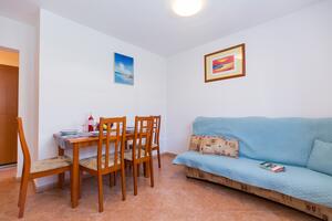 Enosobni apartma Novigrad (A-7078-b)