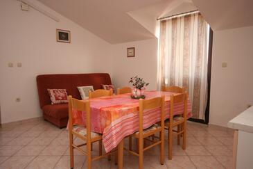 Apartments with terrace Vrsar, Istria