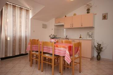 Apartments with terrace Vrsar, Istria