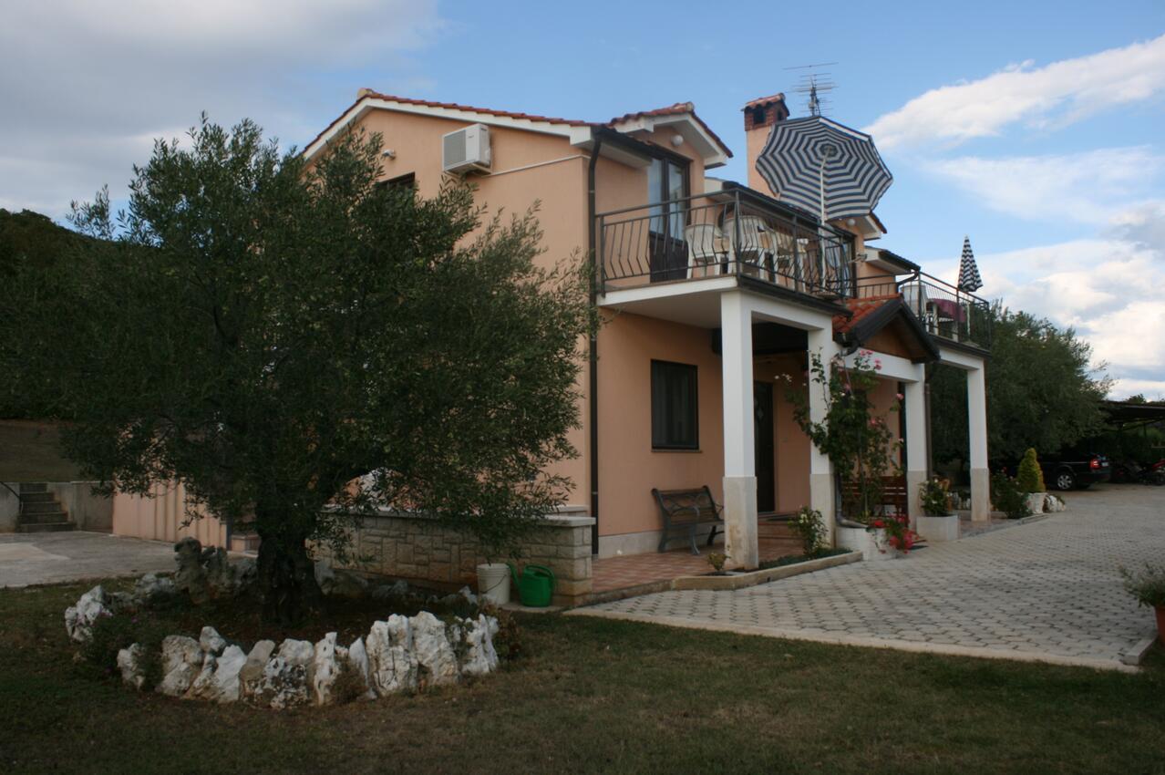 Apartments with terrace Vrsar, Istria
