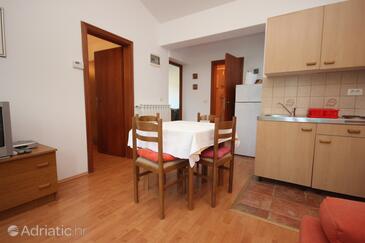 Apartments with parking space Rovinj - 7095