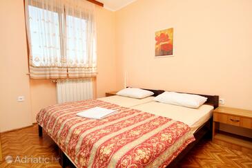 Apartments with parking space Umag - 7109