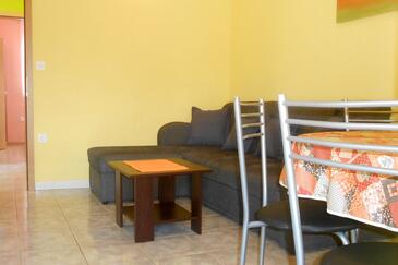 Apartments with parking space Umag - 7109