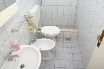 Двухкомнатные апартаменты Повлья - Povlja, Брач - Brač (A-712-a)
