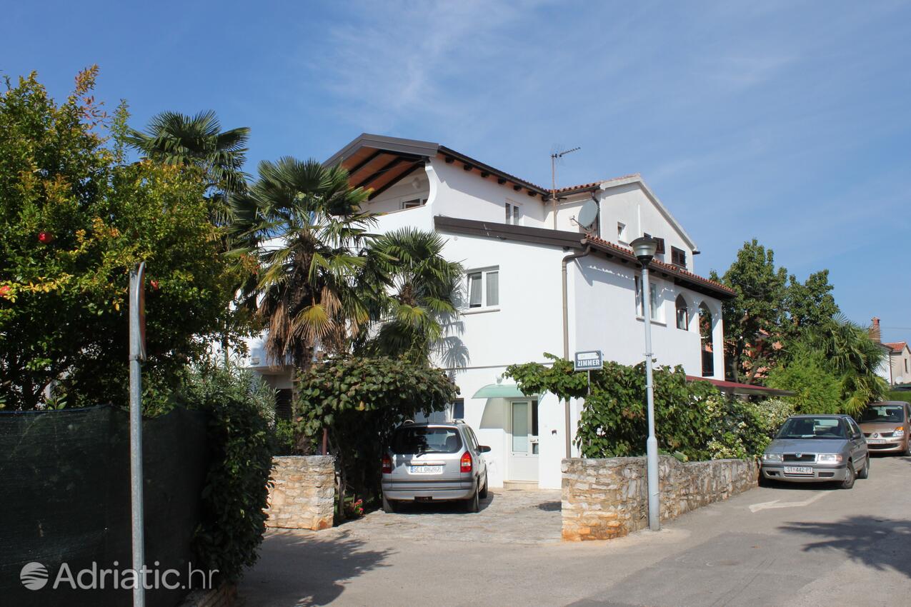 Ferienwohnungen mit Parkplatz Novigrad - 7121