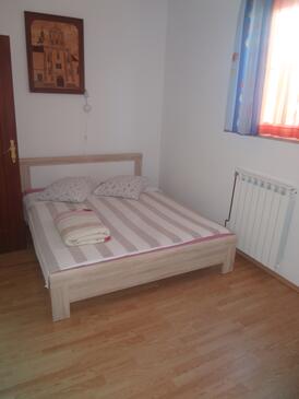 Apartments with parking space Valica, Umag - 7122