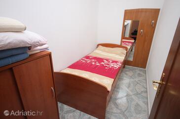 Apartments with parking space Valica, Umag - 7122