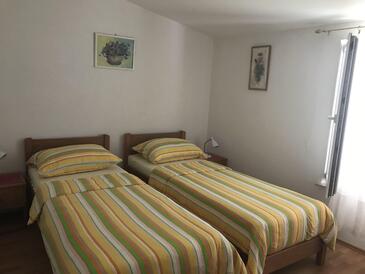 Apartments with parking space Umag - 7126