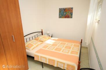 Apartments with parking space Umag - 7126