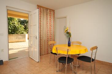 Apartments with terrace Vrsar, Istria