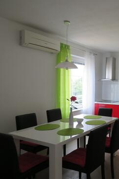 Apartments with terrace Vrsar, Istria