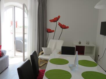 Apartments with terrace Vrsar, Istria