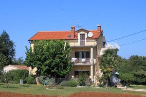 Apartmaji s parkingom Bašanija, Umag - 7149