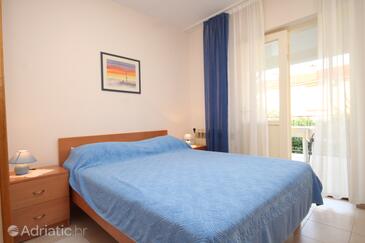 Apartments with parking space Rovinj - 7152