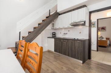 Apartments with parking space Poreč - 7154