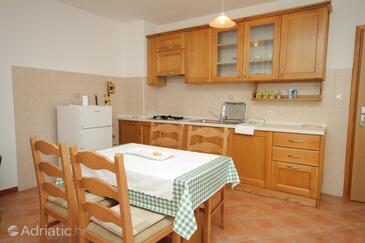 Apartments with parking space Heraki, Central Istria - Središnja Istra - 7167