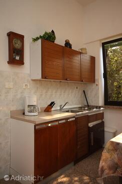 Apartments with parking space Umag - 7171