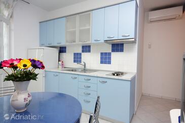 Apartamente lângă mare Puntinak, Brac - 718